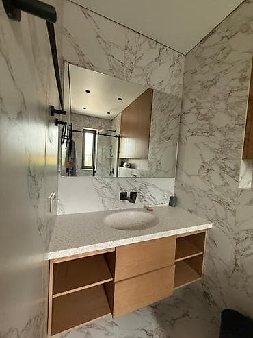 mega hous: 300 м², 4 комнаты, Бронированные двери, Видеонаблюдение, Амбарная — 10
