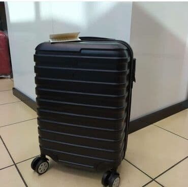 чемодан купить бу: Топовые чемоданы Расцветки на любой вкус Колеса крутятся во все — 2