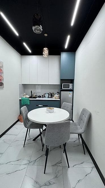 Кыймылсыз мүлк: Кеңселерди сатуу 72 м², Ремонту бар, Эмереги менен, Көп кабаттуу имарат, 1 кабат — 10