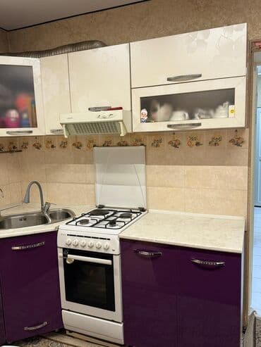 бу кухонный угалок: Кухонный гарнитур, цвет - Фиолетовый — 1