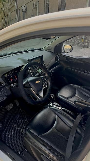 авто рам: Chevrolet Spark: 2016 г., 0.8 л, Автомат, Бензин, Хэтчбэк — 4