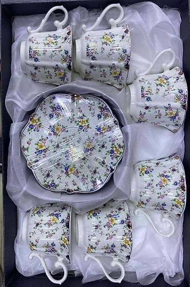 Наборы чайных чашек с блюдцами, фарфор. Описание: - Комплектация — 1