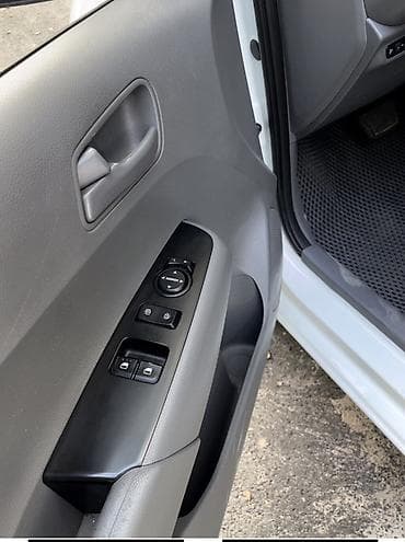матиз 2 двер: Kia Morning: 2019 г., 1 л, Автомат, Бензин, Хэтчбэк — 10