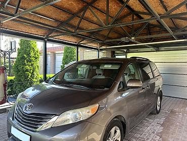 Продажа авто: Toyota Sienna: 2015 г., 3.5 л, Автомат, Бензин, Минивэн — 2