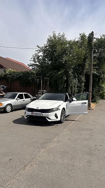 Kia K5: 2021 г., Автомат, Седан — 1
