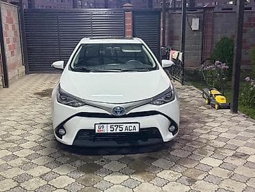 e klass: Toyota Corolla: 2017 г., 1.8 л, Вариатор, Гибрид, Седан — 1