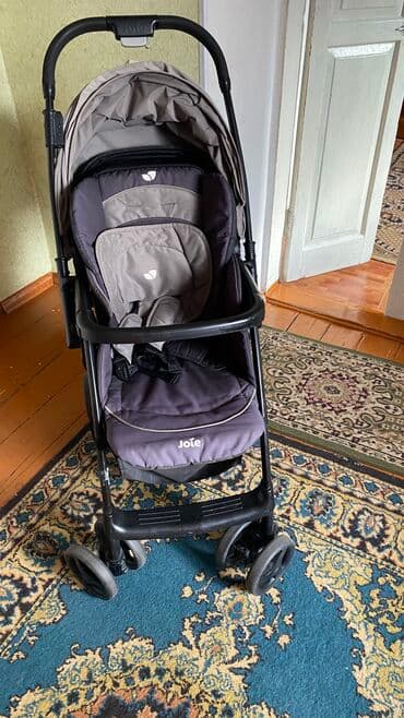 продаю коляску трость: Коляска, цвет - Черный, Б/у — 4