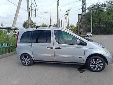 мэри: Mercedes-Benz Vaneo: 2004 г., 1.6 л, Механика, Бензин, Минивэн — 3