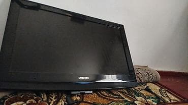телевизор 65: Телевизор Samsung с плоским экраном. - Диагональ ориентировочно — 1