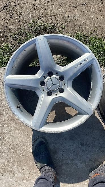 сиденья mercedes: Колеса в сборе 235 / 40 / R 18, Лето, Б/у, Комплект, Легковые, Литые, отверстий - 5 — 2