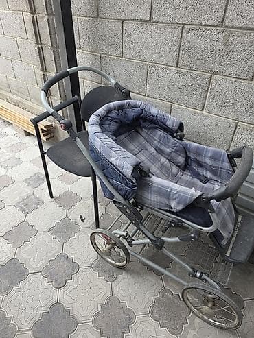 коляски с перекидной ручкой: Детская коляска-люлька с перекидной ручкой. Особенности: - Просторная — 3