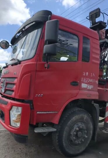 на железных номерах: Автокран, 2019 г., до 9 м — 3