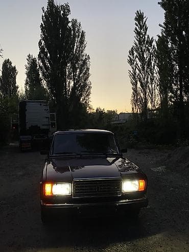 ВАЗ (ЛАДА): ВАЗ (ЛАДА) 2107: 2002 г., Механика, Бензин, Седан — 2