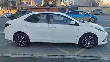 corolla levin: Toyota Corolla: 2018 г., 1.8 л, Автомат, Гибрид, Седан — 3