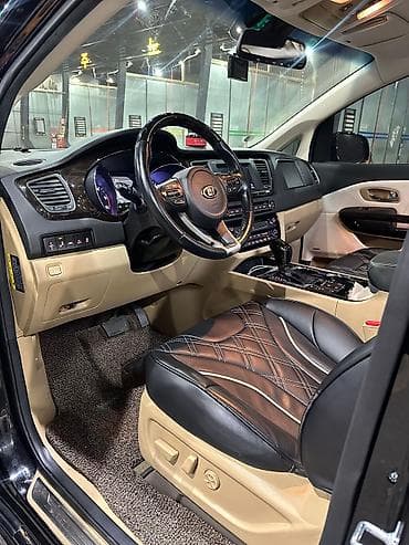 Kia Carnival: 2019 г., 2.2 л, Автомат, Дизель, Минивэн — 4