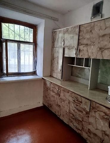 1 ком квартира: 2 комнаты, 49 м², Хрущевка, 1 этаж, Косметический ремонт — 2