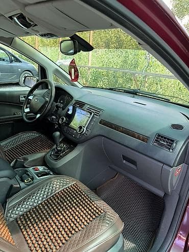 лада 21999: Ford Focus: 2004 г., 1.8 л, Механика, Бензин, Универсал — 8