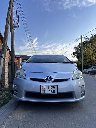 prius: Toyota Prius: 2011 г., 1.8 л, Вариатор, Гибрид, Хэтчбэк — 5