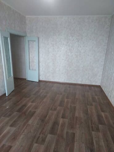 7 микра район: 1 комната, 34 м², 105 серия, 7 этаж, Старый ремонт — 1