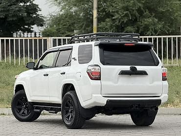 vento капот: Toyota 4Runner: 2020 г., 4 л, Автомат, Бензин, Внедорожник — 6