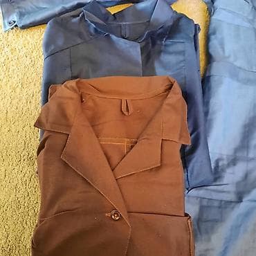 одежда новорожденных: Халат сварщика (коричневый цвет) 
Халат рабочий (светло-синий цвет) — 1