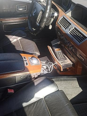 mark 4: Седан бизнес‑класса, серебристый цвет кузова. Кузов выполнен в — 7