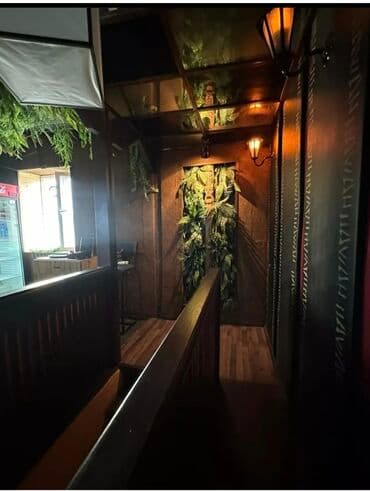 дом район пишпек: Мира-Ахунбаева, 1 линия. Входная группа. Красная книга. Общая площадь — 12