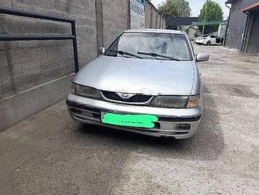 Nissan Primera: 1999 г., 1.6 л, Механика, Бензин, Седан