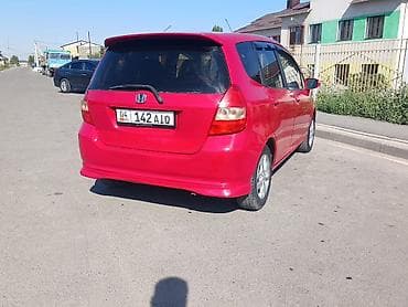 Honda Fit: 2005 г., 1.4 л, Вариатор, Бензин, Хэтчбэк — 3
