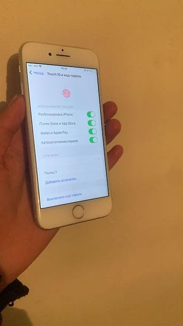 windows 10 pro: IPhone 8, Б/у, 64 ГБ, Белый, Чехол, 100 % — 1