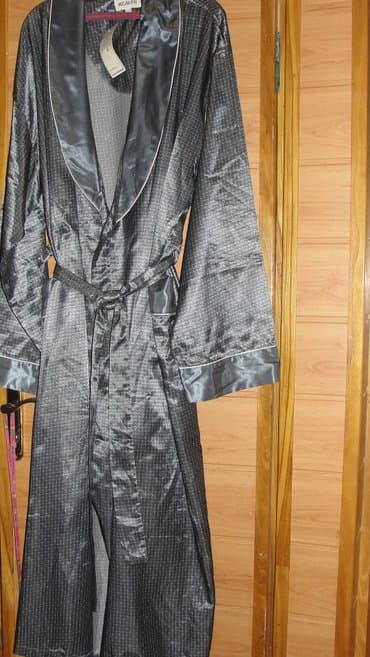 домашние халаты больших размеров: Мужской домашний костюм, 2XL, Новый, цвет - Серый, Самовывоз — 2