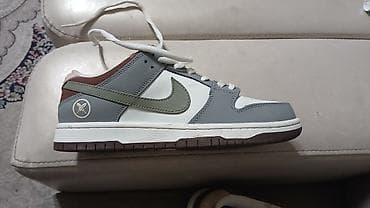 Кроссовки Nike Dunk Low (коллаборация с логотипом в виде скрещённых