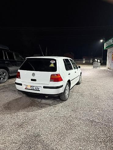 Volkswagen Golf: 1999 г., 1.6 л, Механика, Газ, Хэтчбэк