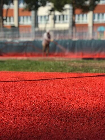 спортивные костюмы для девочек: Резиновое покрытие для беговой дорожки, резиновое покрытие для детской — 30