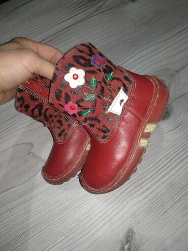 отдам даром каляску: Отличные ботинки, кроссовки, сапоги для девочки/ мальчика, из — 3