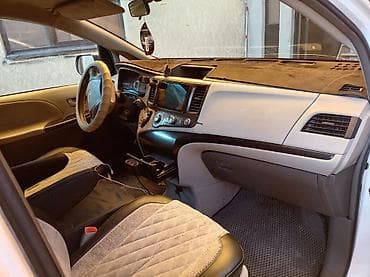 smart open: Toyota Sienna: 2011 г., 2.7 л, Автомат, Бензин, Минивэн — 1