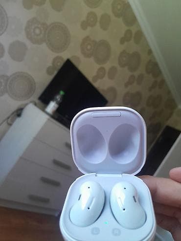 Наушники: Беспроводные вкладыши наушники, Samsung, Galaxy Buds Live, Новый — 3