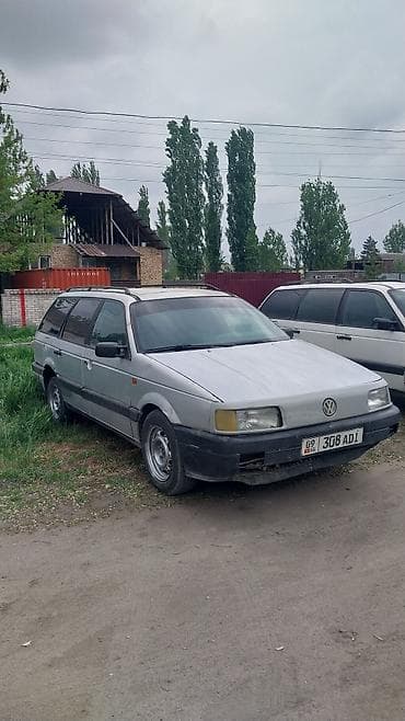 Volkswagen Passat Variant: 1993 г., 1.8 л, Ручные, Бензин, Универсал — 1
