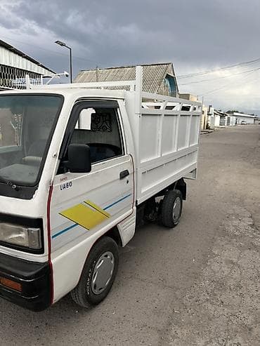 Продаю грузовой лабо цена 330.000 Обращаться по номеру Обмен спринтер