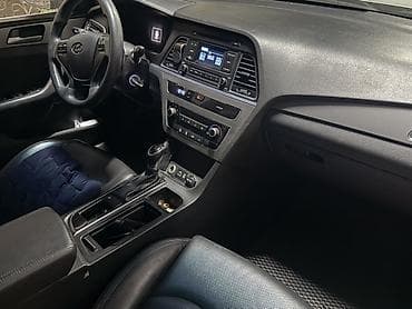 армения номер машины: Hyundai Sonata: 2018 г., 2 л, Автомат, Газ, Седан — 4
