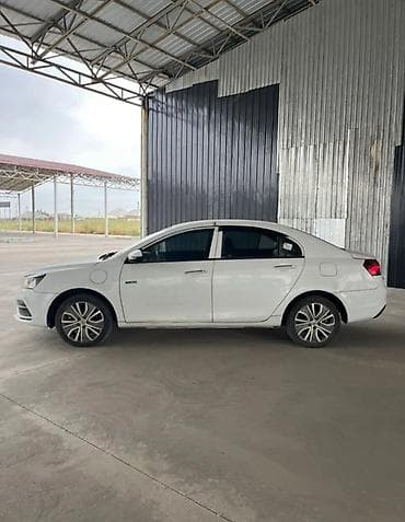 geely starship: Geely Emgrand 7: 2019 г., Робот, Электромобиль, Седан — 3