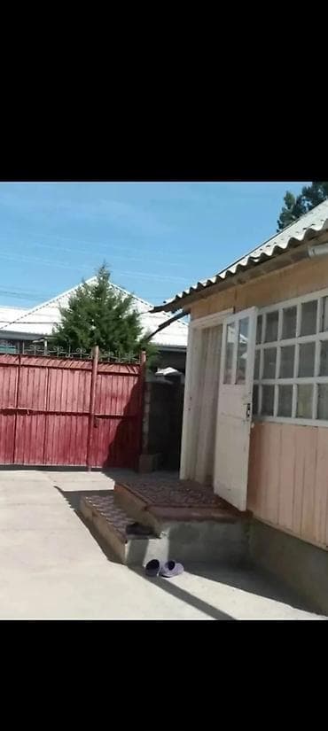 hostel osh: 59 м², 3 комнаты, Парковка, Забор, огорожен — 6