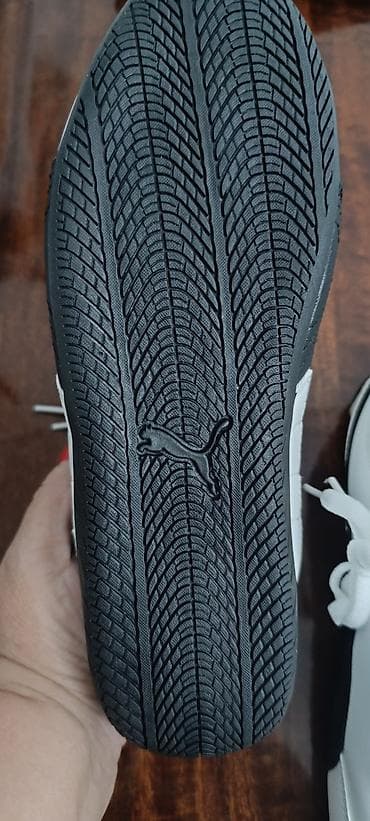 Личные вещи: Летние кроссовки Puma на 42 и 39 но маломерят ровно на 1 размер — 7