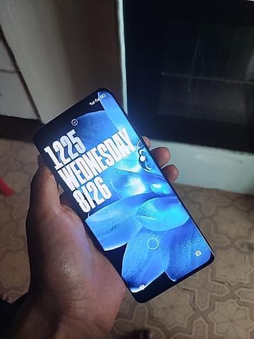 pixel 9: Xiaomi, Mi 11 Ultra, Б/у, 256 ГБ, цвет - Черный, 2 SIM — 1
