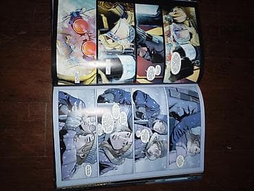 third edition solution: Книга-комикс.
Бэтмен.
1200 сом — 8