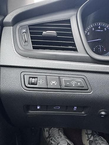 панель соната: Hyundai Sonata: 2021 г., 2 л, Автомат, Газ, Седан — 7