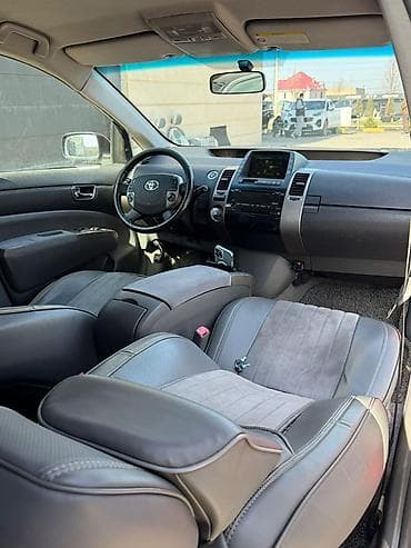 Транспорт: Toyota Prius: 2006 г., 1.5 л, Гибрид, Хетчбек — 6