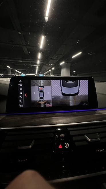 приборка: BMW 5 series: 2019 г., 2 л, Автомат, Бензин, Седан — 7