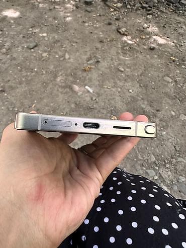 Samsung Galaxy S25 Ultra, Б/у, 512 ГБ, цвет - Серебристый, 1 SIM, eSIM — 2
