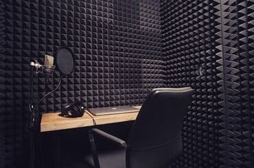 помещение для студии: Акустический поролон «Пирамида» Размер : 1х2м. С поролоном «Пирамида» — 1